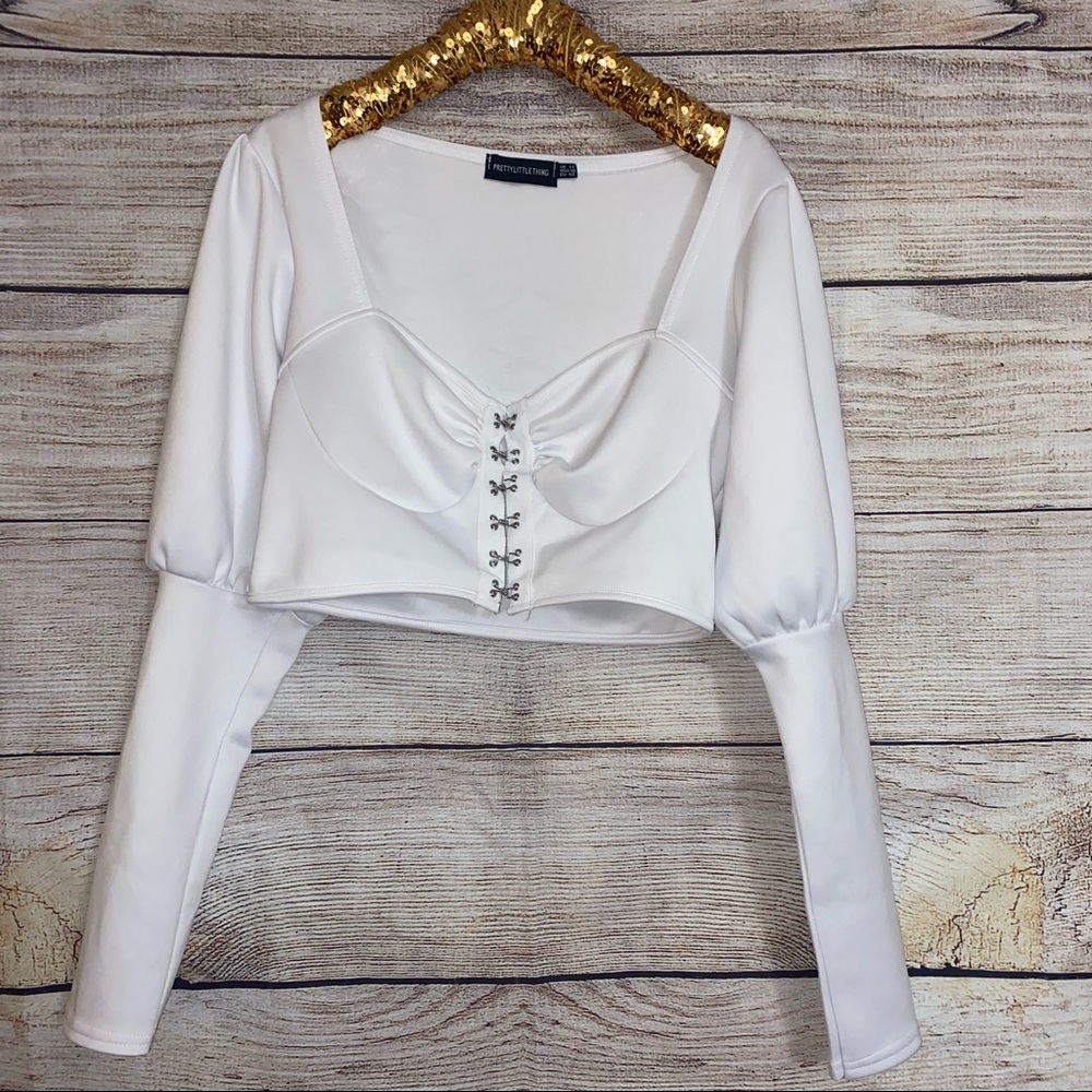 PrettyLittleThing Crop Top
